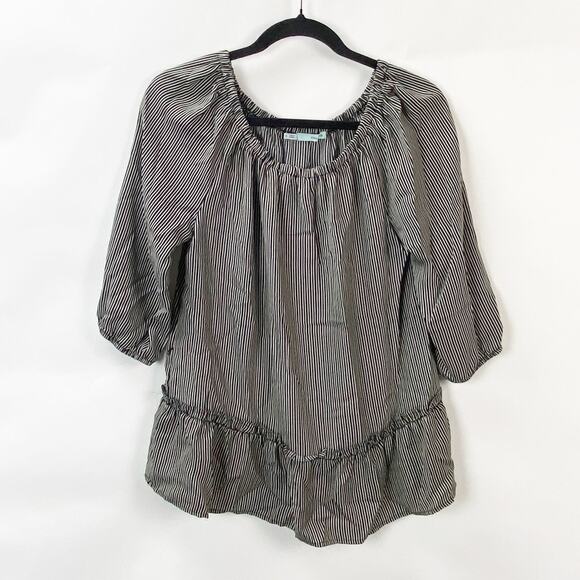 2/$30 Maurices Small Womens Black/White Striped 3/4 Puff Sleeve Peplum Hem Top - Picture 1 of 9